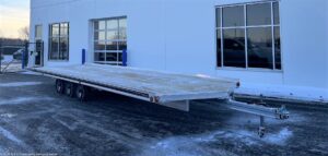 front 3/4 view drive on/off snowmobile trailer